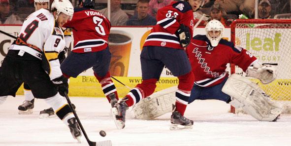 Cyclones Win Third Straight by Sinking Stingrays, 2-1