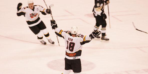 Cyclones Win Third Straight, Downing Nailers 2-1 in OT