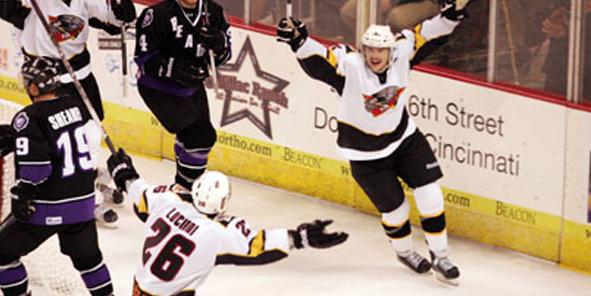 Cyclones Win Three Straight, Rallying to Beat Reading 3-2 in a Shootout
