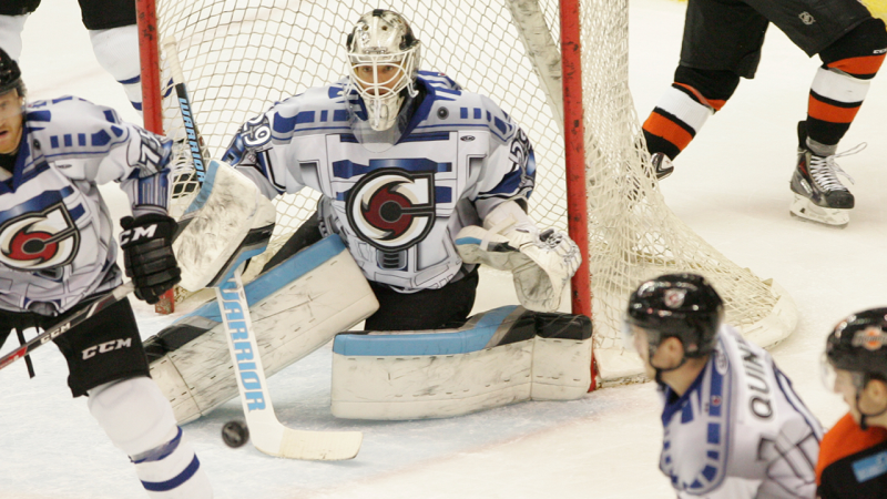 Cyclones Fall to Komets in Shootout, 5-4