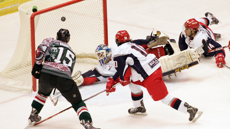 Cyclones Blank Jackals, 2-0