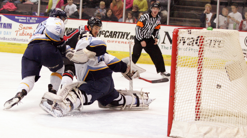 Gaudreau, Cyclones Rally Past Toledo, 3-2