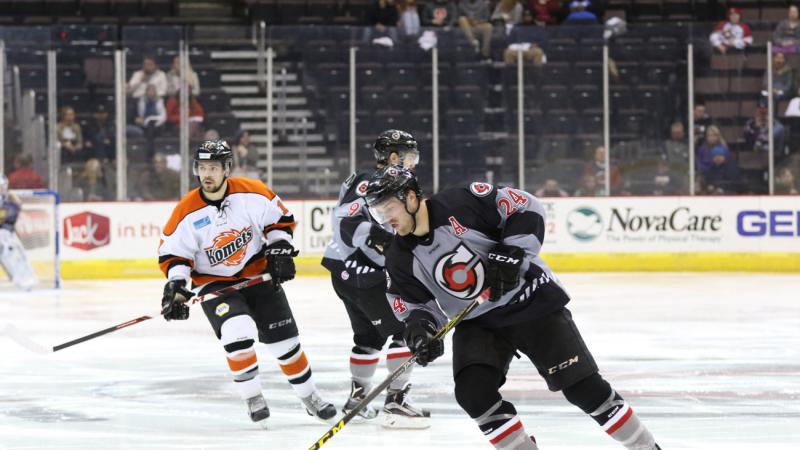 GAME NOTES- 3-29 VS FT. WAYNE