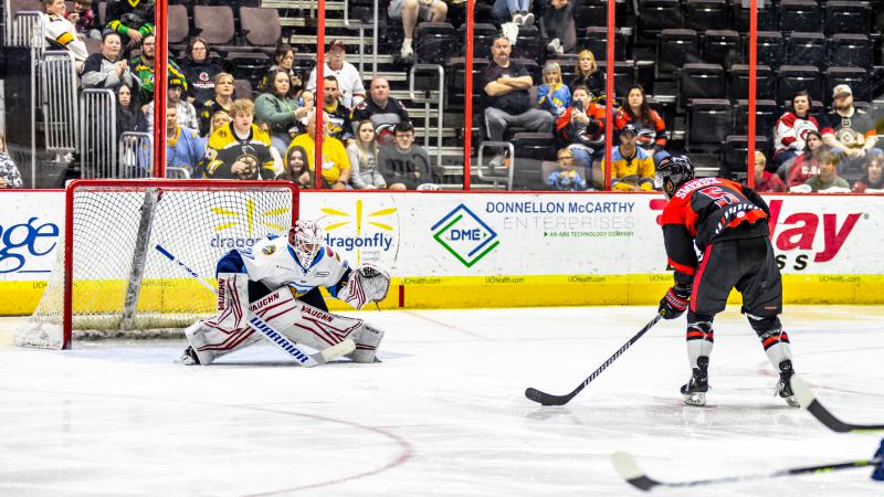 CYCLONES BATTLE, BUT FALL 5-2 AGAINST WALLEYE IN GAME 2