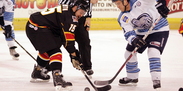 Forward Matt Smyth Returning to Cyclones