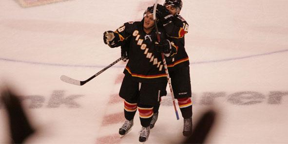 Cyclones Hang on to Hammer Nailers, 5-3