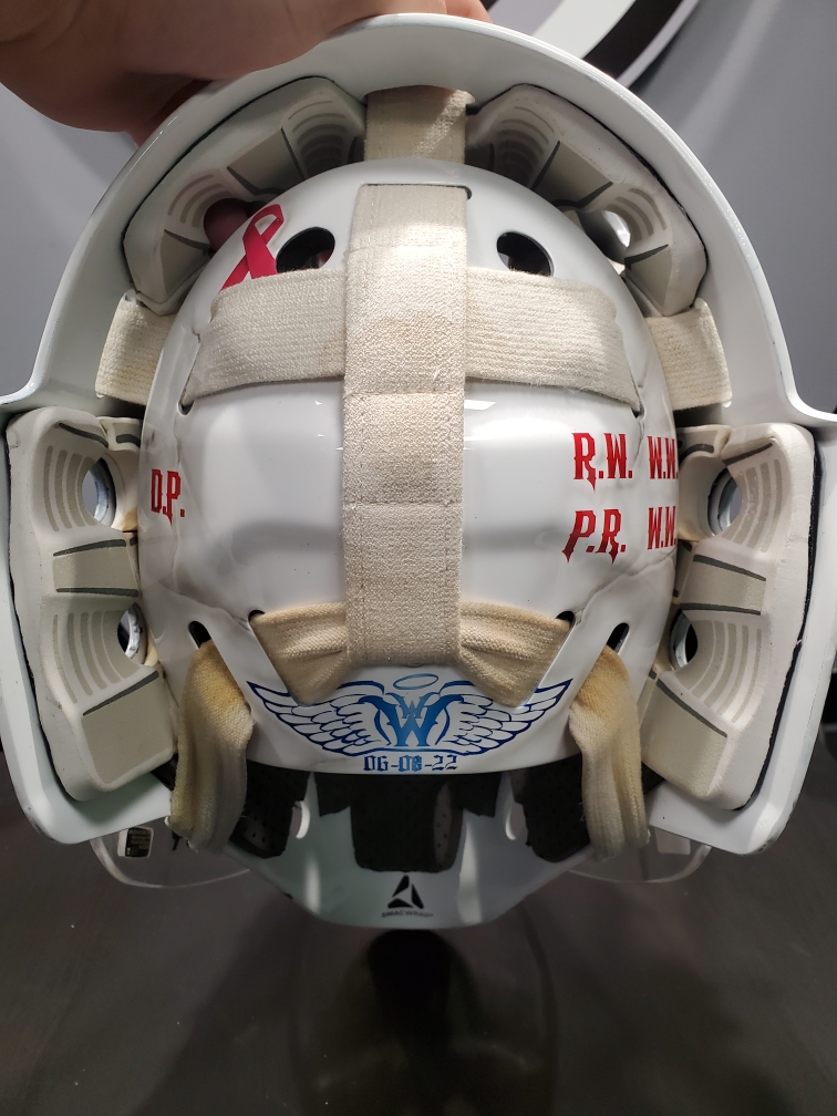 Beck Warm's mask going into the 2022-23 season